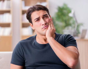 Toothache image - Emergency dentist Fleet